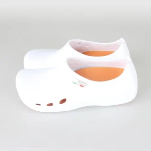 ZOCCOLO PROFESSIONALE ANTISCIVOLO CERTIFICATO STICO