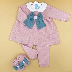 Completino e scarpe in lana