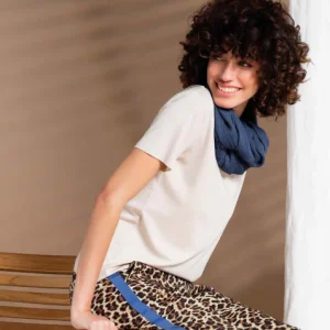 T-shirt girocollo taglio vivo