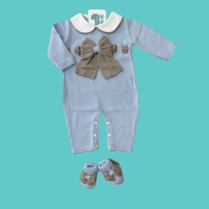 tutina e scarpe in lana