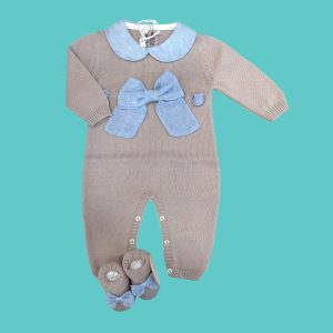 tutina e scarpe in filo di cotone