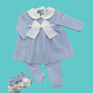 Completino e scarpe in pura lana