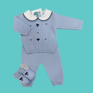 Completino e scarpe in lana